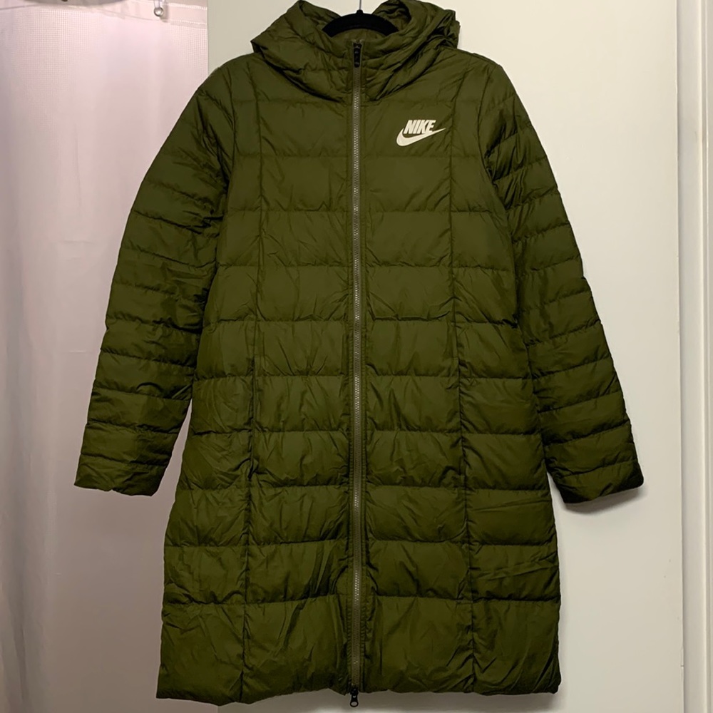 Green Nike light puffer